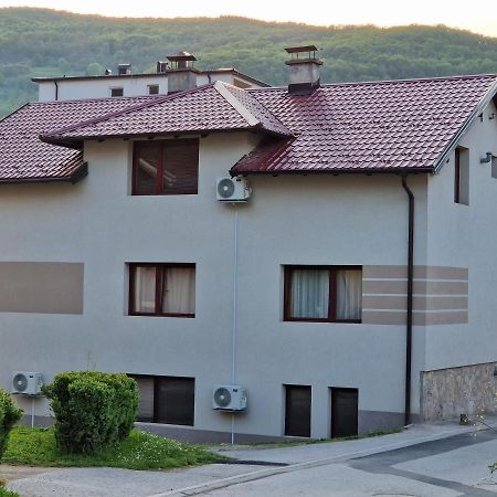 Apartments Foca Bagian luar foto